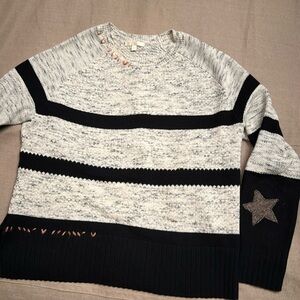 Black and white cotton sweater